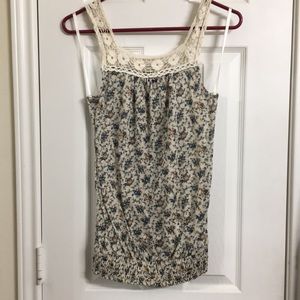 Love Scene- Floral Top